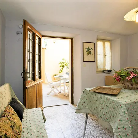 Casa Maria Vittoria Сasa de vacaciones Cannero Riviera