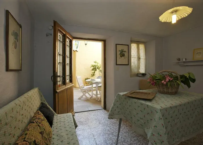 Casa Maria Vittoria 펜션 카네로 리비에라